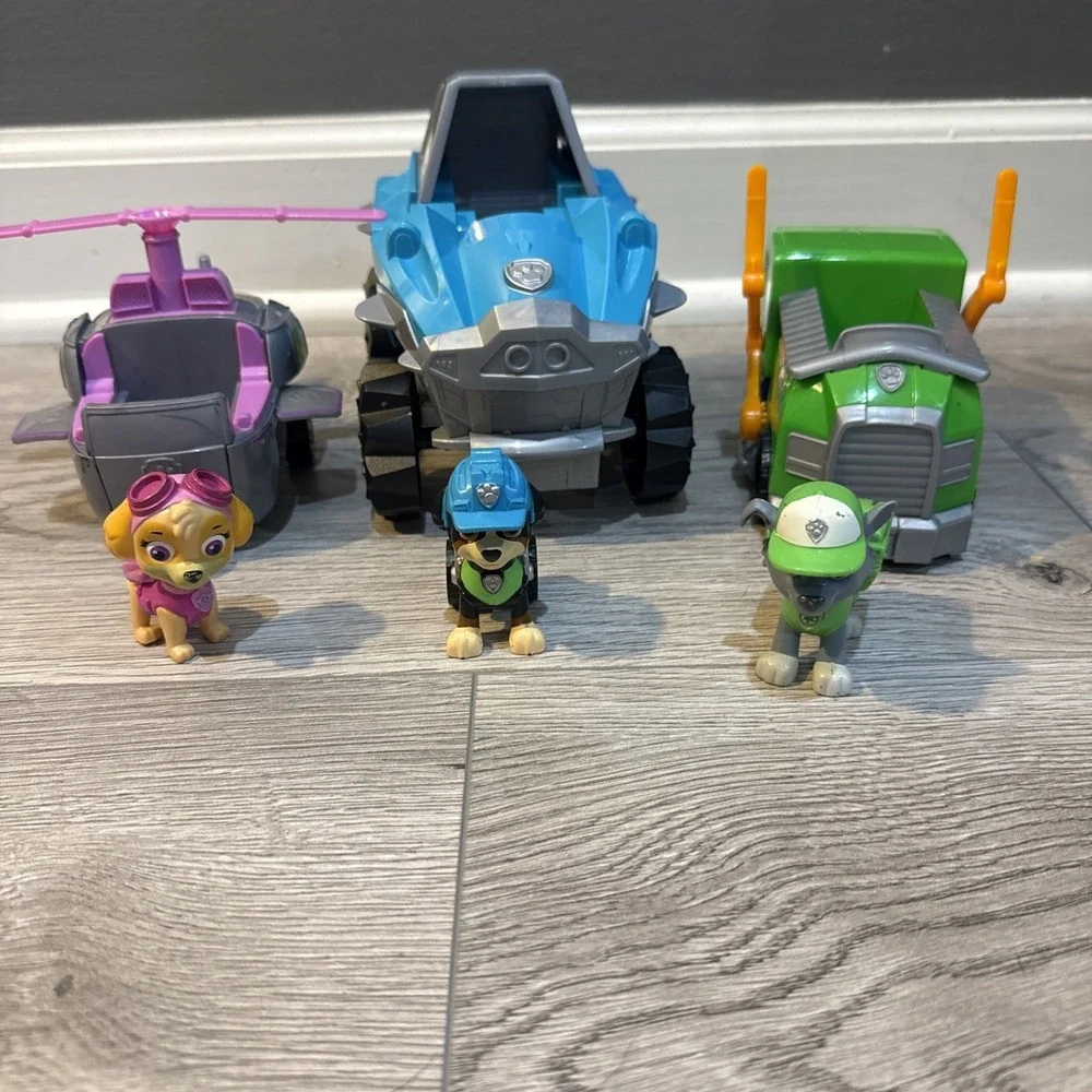 Paw Patrol Lot Of 3 Vehicles With Characters